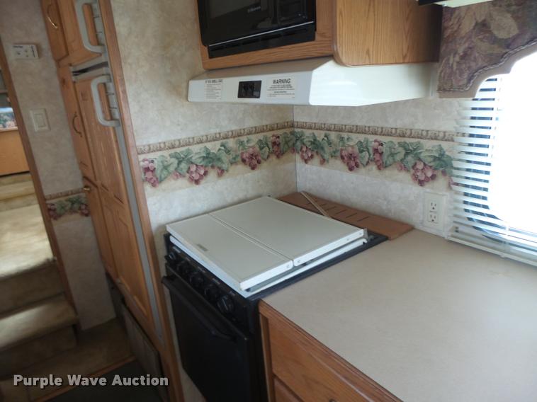 image for item DB5809 2003 Montana camper