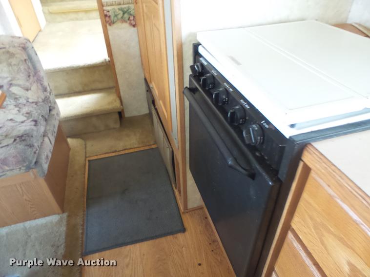 image for item DB5809 2003 Montana camper