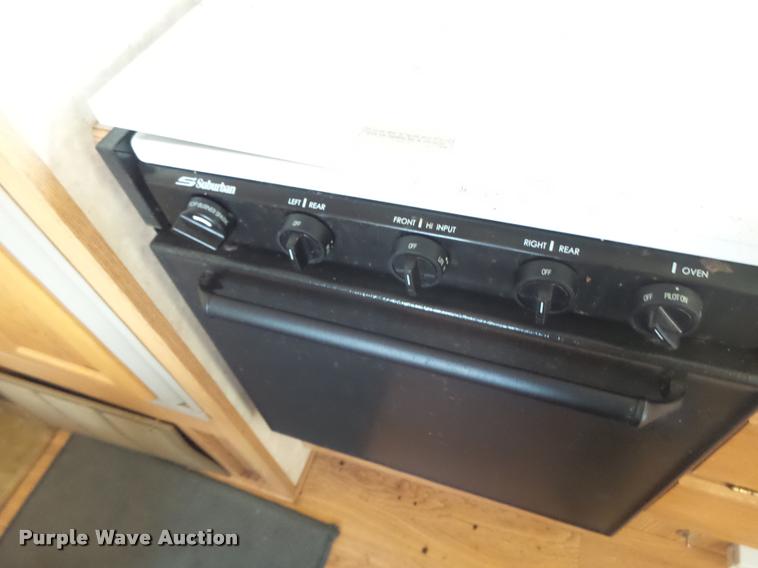 image for item DB5809 2003 Montana camper