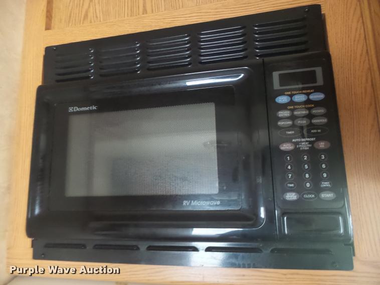 image for item DB5809 2003 Montana camper