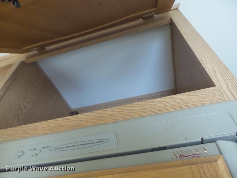 image for item DB5809 2003 Montana camper