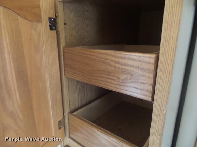 image for item DB5809 2003 Montana camper