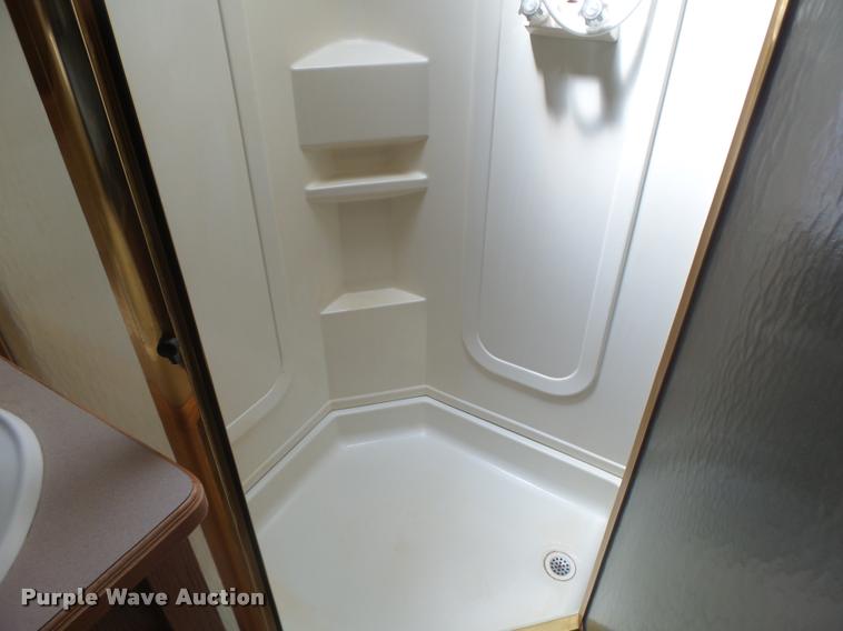 image for item DB5809 2003 Montana camper