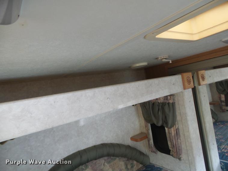 image for item DB5809 2003 Montana camper