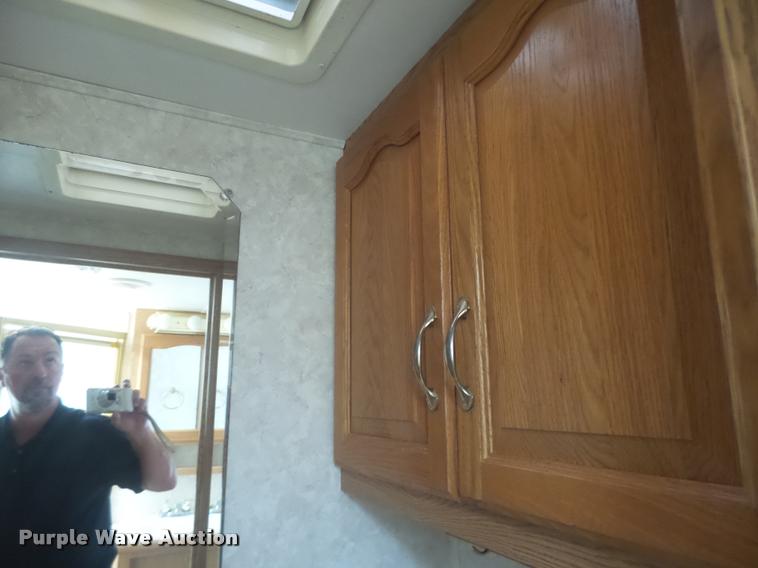 image for item DB5809 2003 Montana camper