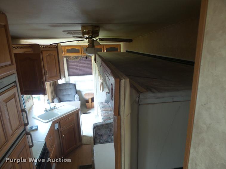 image for item DB5809 2003 Montana camper