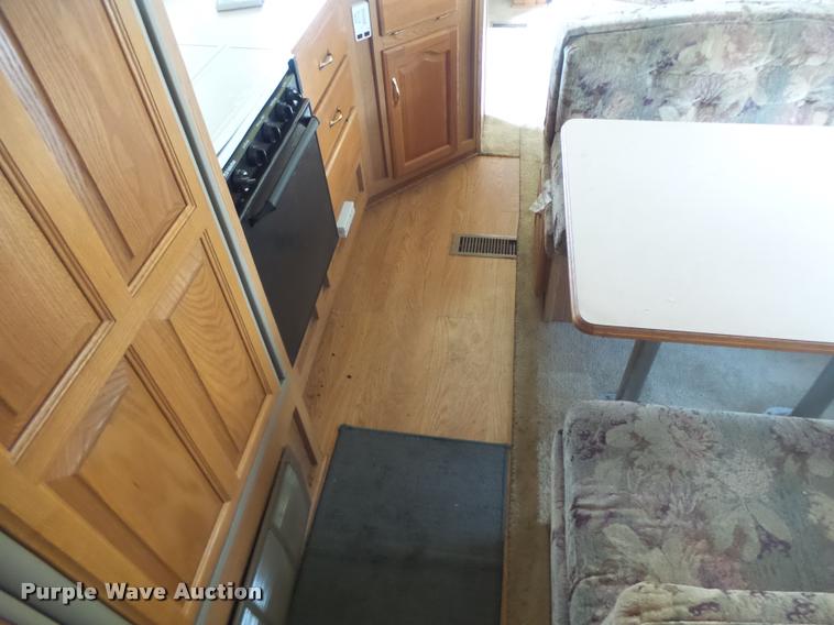 image for item DB5809 2003 Montana camper