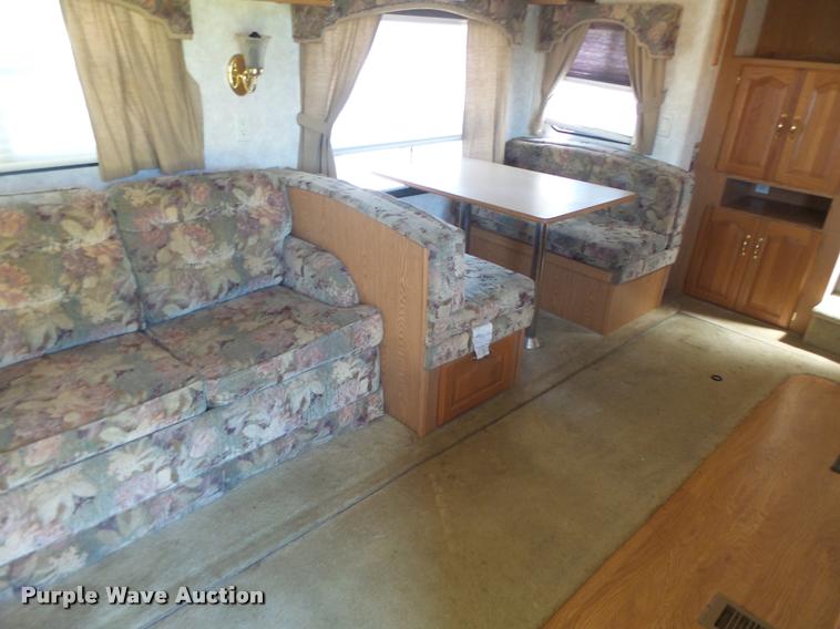 image for item DB5809 2003 Montana camper