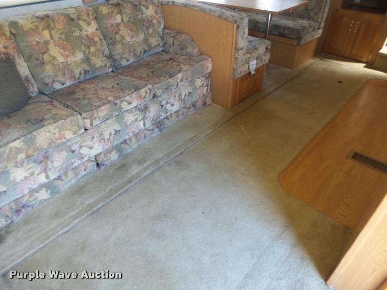 image for item DB5809 2003 Montana camper