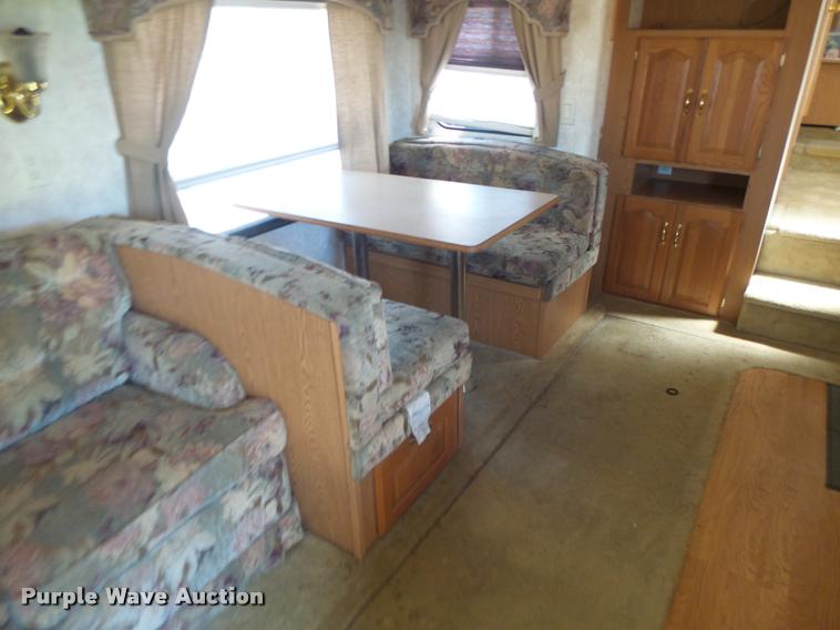 image for item DB5809 2003 Montana camper