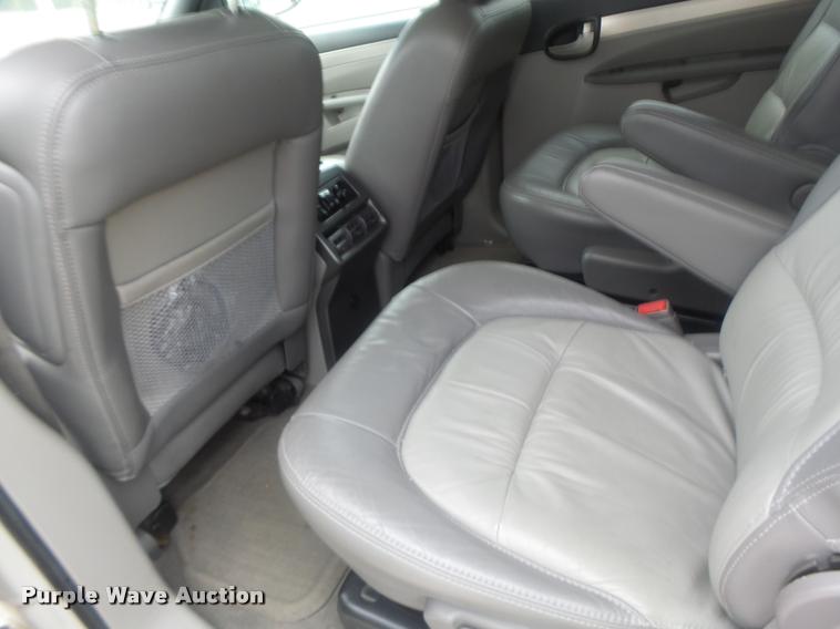 image for item DB5810 2003 Buick Rendezvous SUV