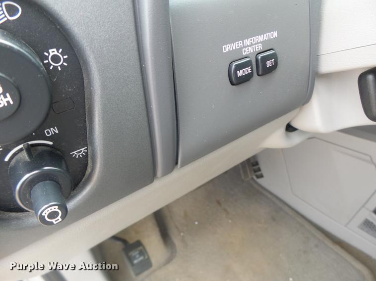 image for item DB5810 2003 Buick Rendezvous SUV