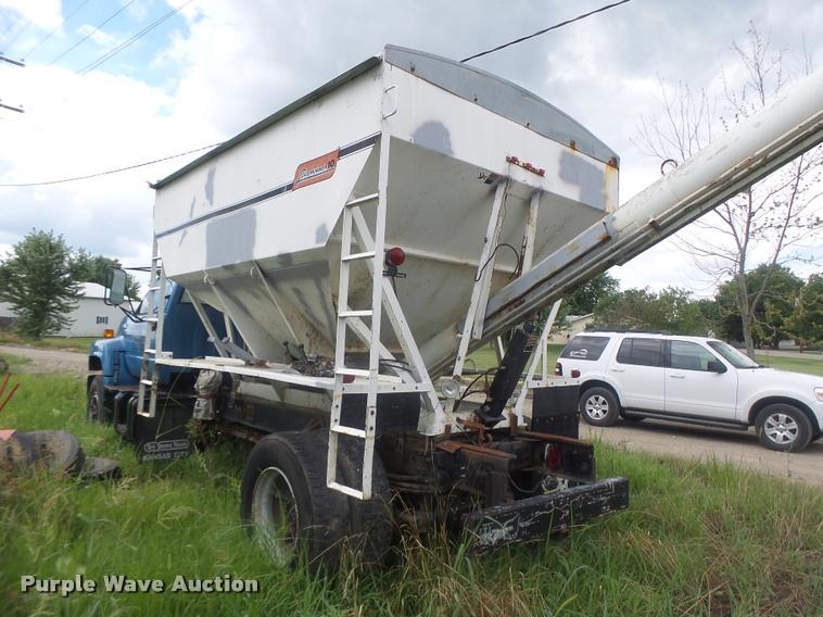image for item DB5813 1992 Chevrolet Kodiak feed truck