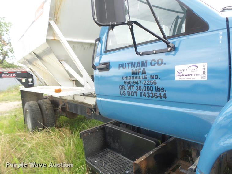 image for item DB5813 1992 Chevrolet Kodiak feed truck