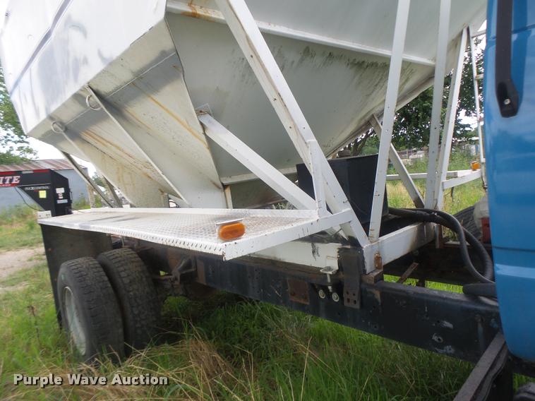 image for item DB5813 1992 Chevrolet Kodiak feed truck
