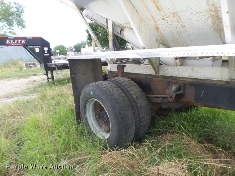 image for item DB5813 1992 Chevrolet Kodiak feed truck