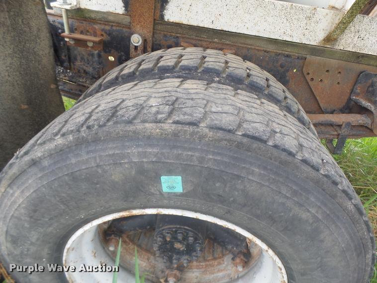 image for item DB5813 1992 Chevrolet Kodiak feed truck