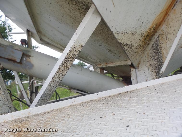 image for item DB5813 1992 Chevrolet Kodiak feed truck