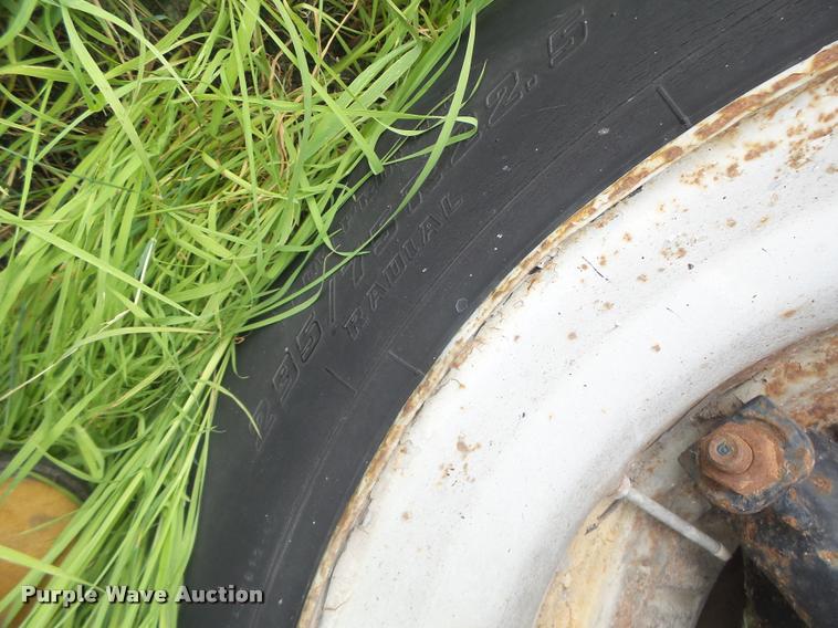 image for item DB5813 1992 Chevrolet Kodiak feed truck