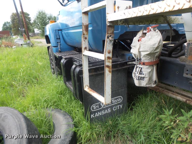 image for item DB5813 1992 Chevrolet Kodiak feed truck