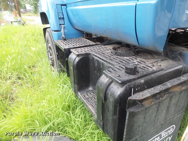 image for item DB5813 1992 Chevrolet Kodiak feed truck