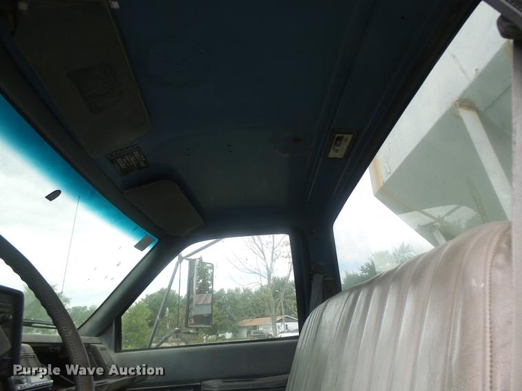 image for item DB5813 1992 Chevrolet Kodiak feed truck