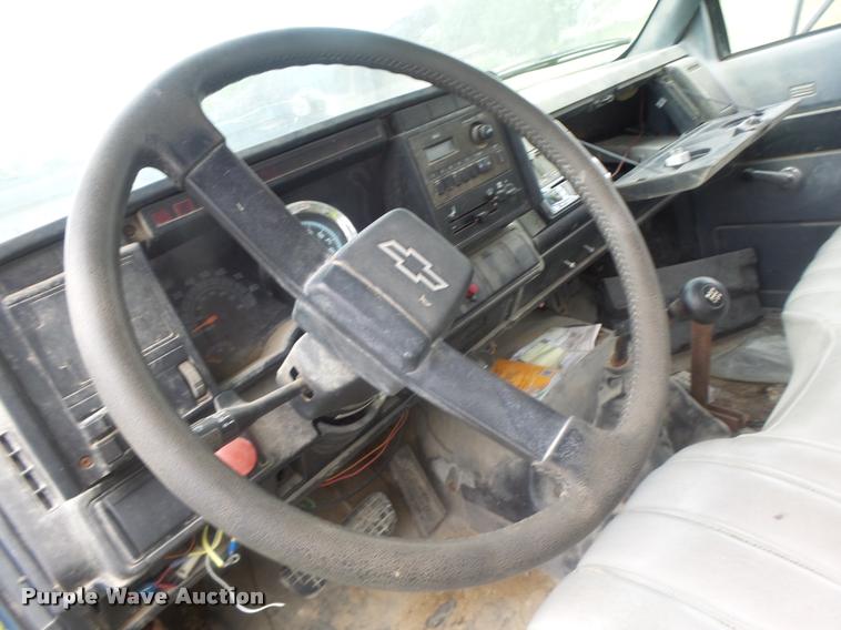image for item DB5813 1992 Chevrolet Kodiak feed truck