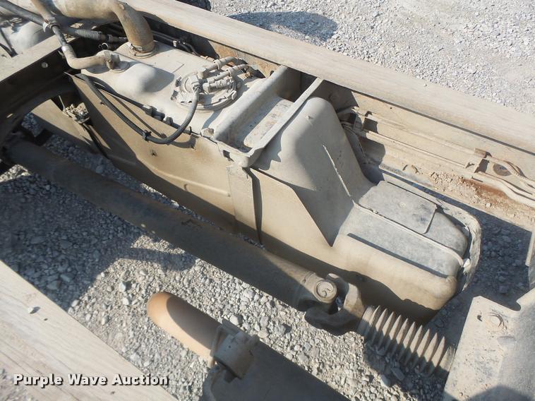 image for item DB5827 2005 Chevrolet C5500 truck cab and chassis