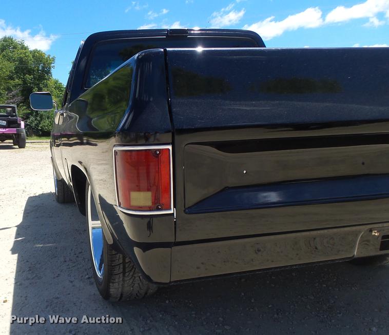 image for item DB5838 1987 Chevrolet R10 pickup truck