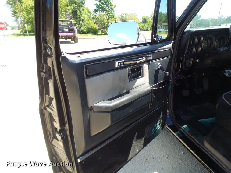 image for item DB5838 1987 Chevrolet R10 pickup truck