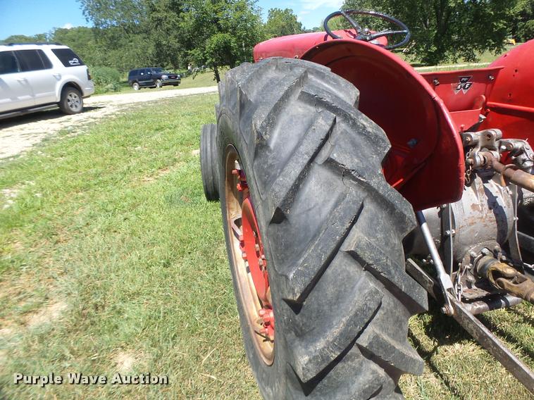 image for item DB5840 Massey Ferguson tractor