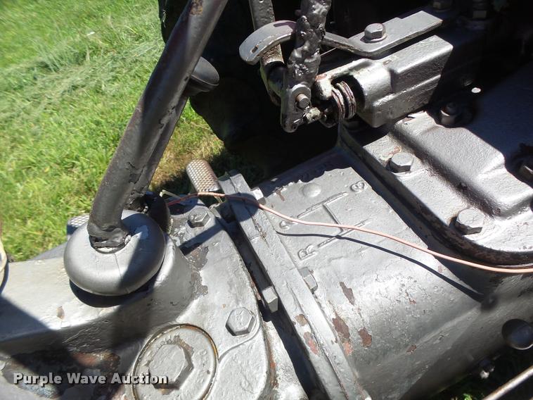 image for item DB5840 Massey Ferguson tractor