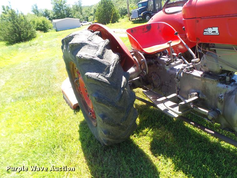 image for item DB5840 Massey Ferguson tractor