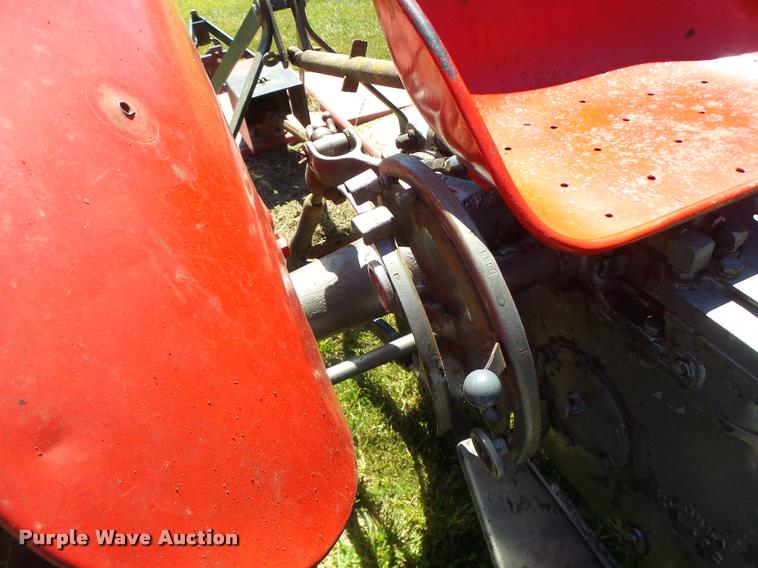 image for item DB5840 Massey Ferguson tractor