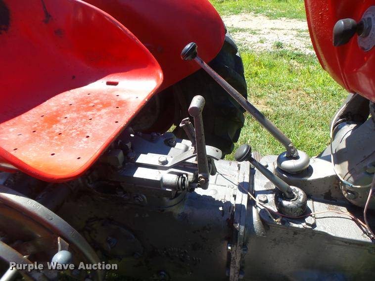 image for item DB5840 Massey Ferguson tractor