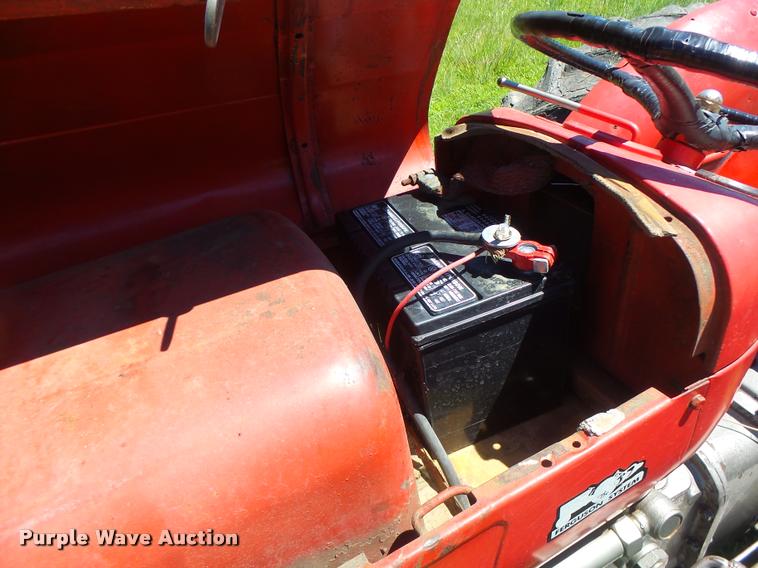 image for item DB5840 Massey Ferguson tractor