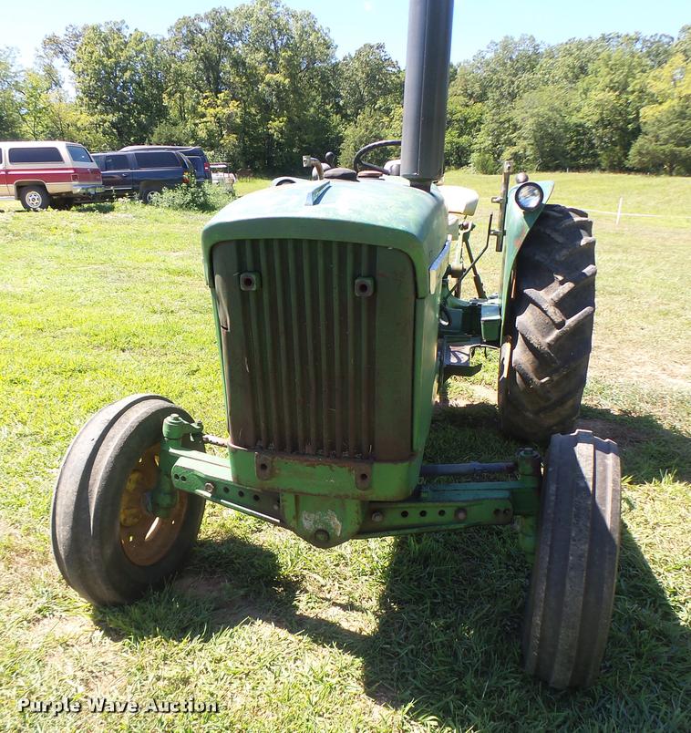 image for item DB5841 John Deere 2010 tractor
