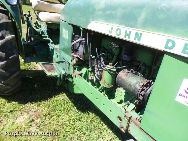 image for item DB5841 John Deere 2010 tractor