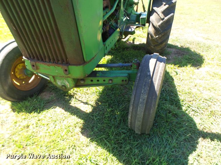 image for item DB5841 John Deere 2010 tractor