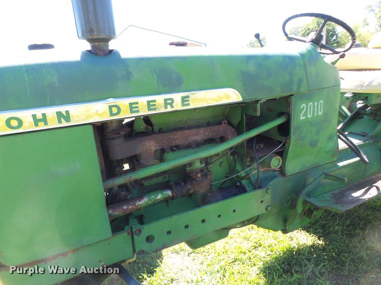 image for item DB5841 John Deere 2010 tractor