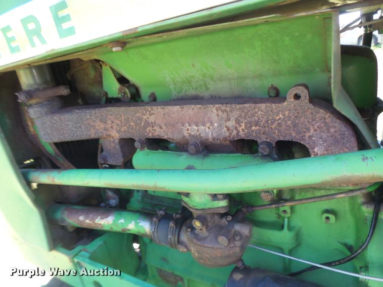 image for item DB5841 John Deere 2010 tractor