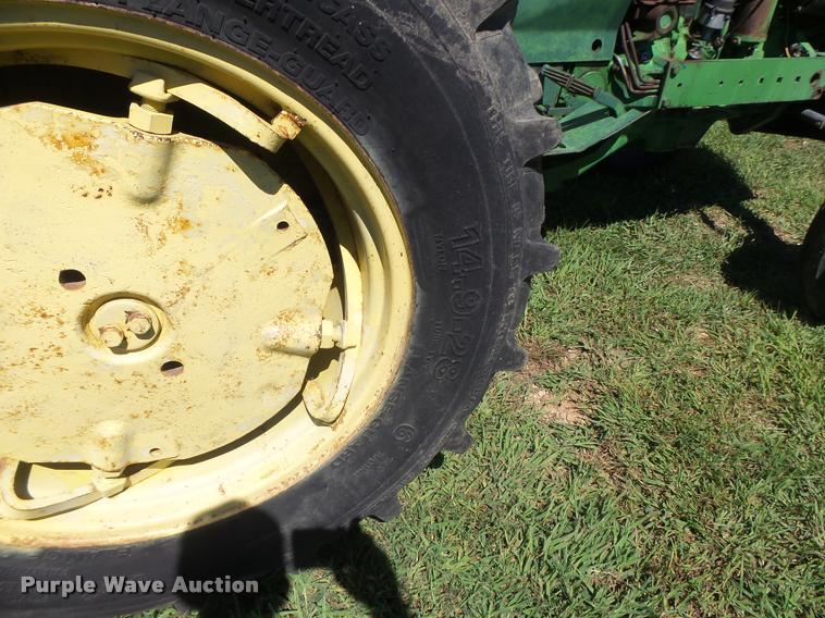 image for item DB5841 John Deere 2010 tractor