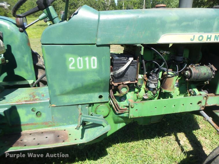 image for item DB5841 John Deere 2010 tractor