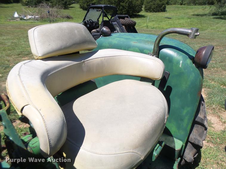 image for item DB5841 John Deere 2010 tractor