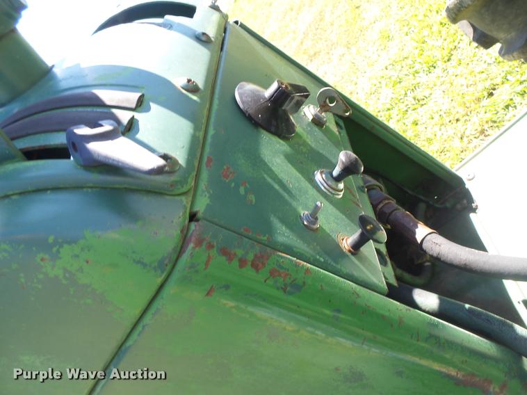 image for item DB5841 John Deere 2010 tractor