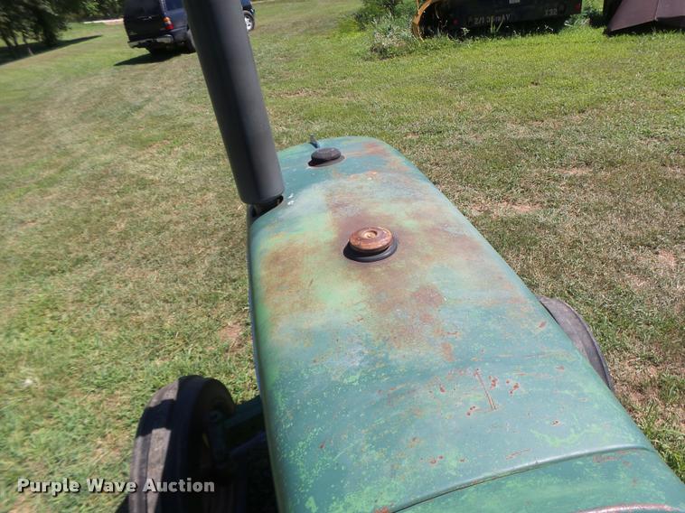 image for item DB5841 John Deere 2010 tractor