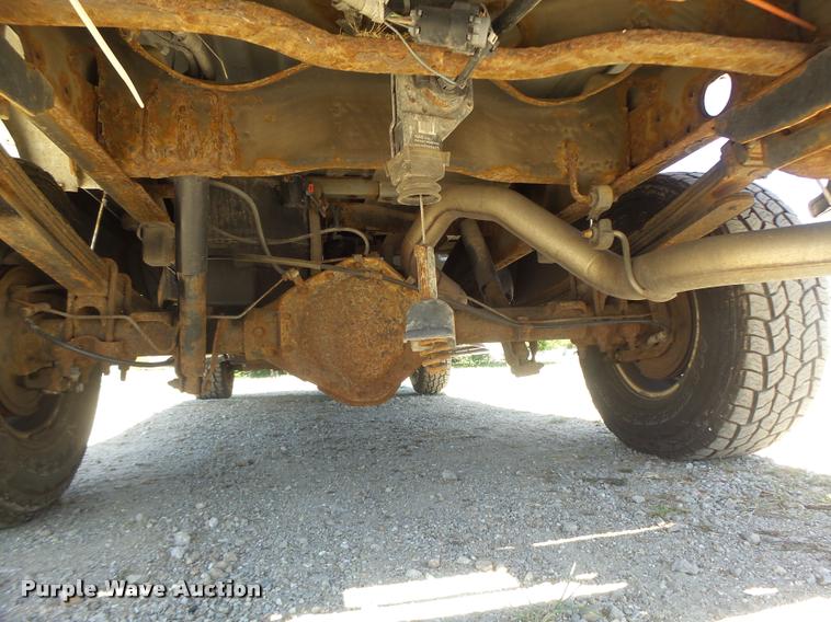 image for item DB5845 2005 Chevrolet Silverado 2500HD LS pickup truck