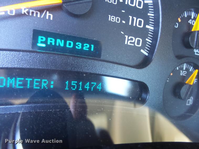 image for item DB5845 2005 Chevrolet Silverado 2500HD LS pickup truck