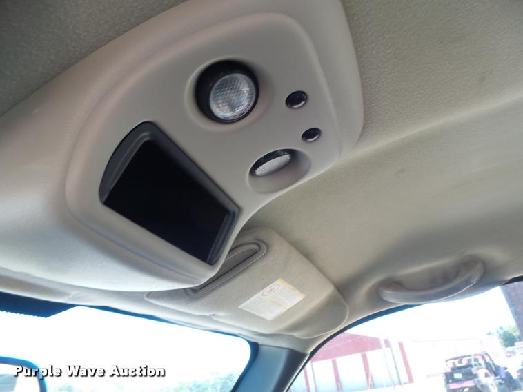 image for item DB5845 2005 Chevrolet Silverado 2500HD LS pickup truck