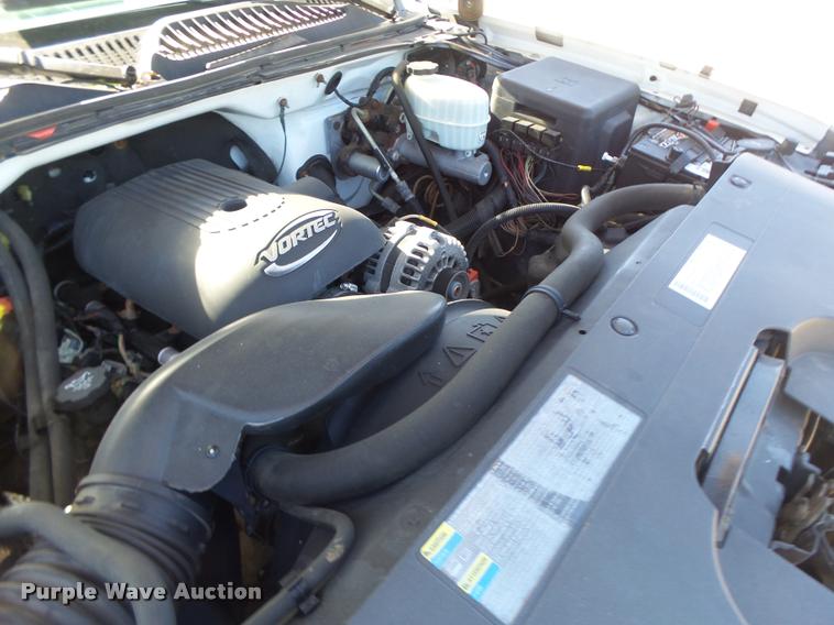 image for item DB5845 2005 Chevrolet Silverado 2500HD LS pickup truck